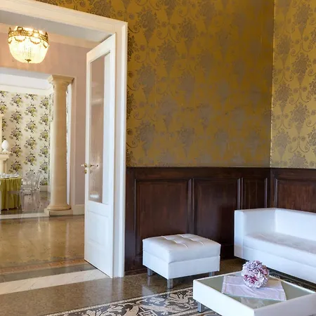 Villa Capozza 14, Emma