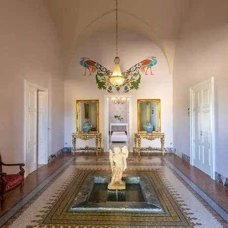 Villa Capozza 14, Emma
